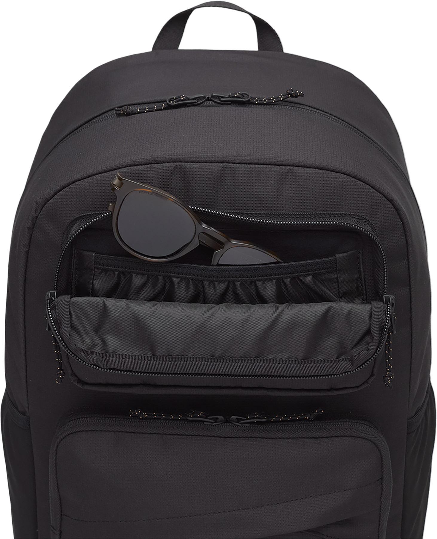 Product gallery image number 7 for product Bayview 25L Backpack - Unisex