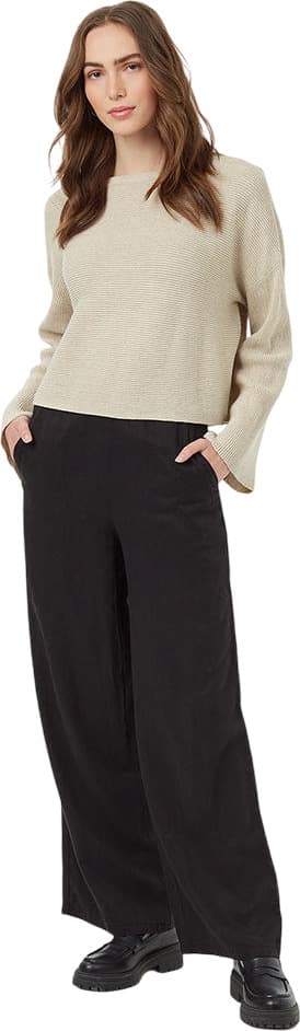 Numéro de l'image de la galerie de produits 4 pour le produit Chandail à col bateau et manches cloches Highline - Femme