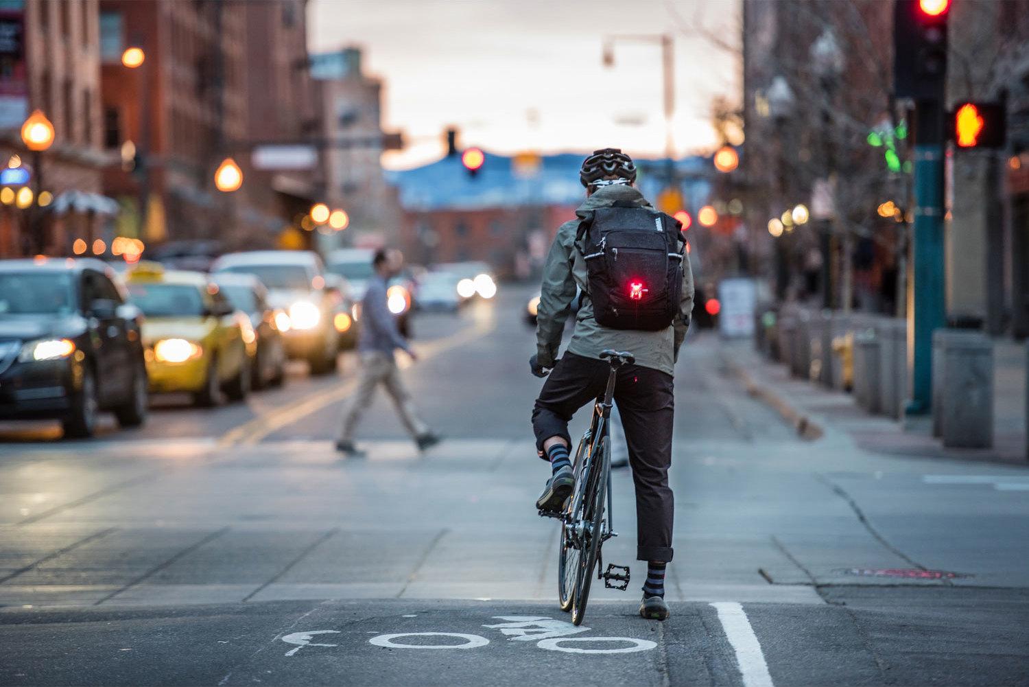 Product gallery image number 2 for product Commuter 24L Pack - Unisex