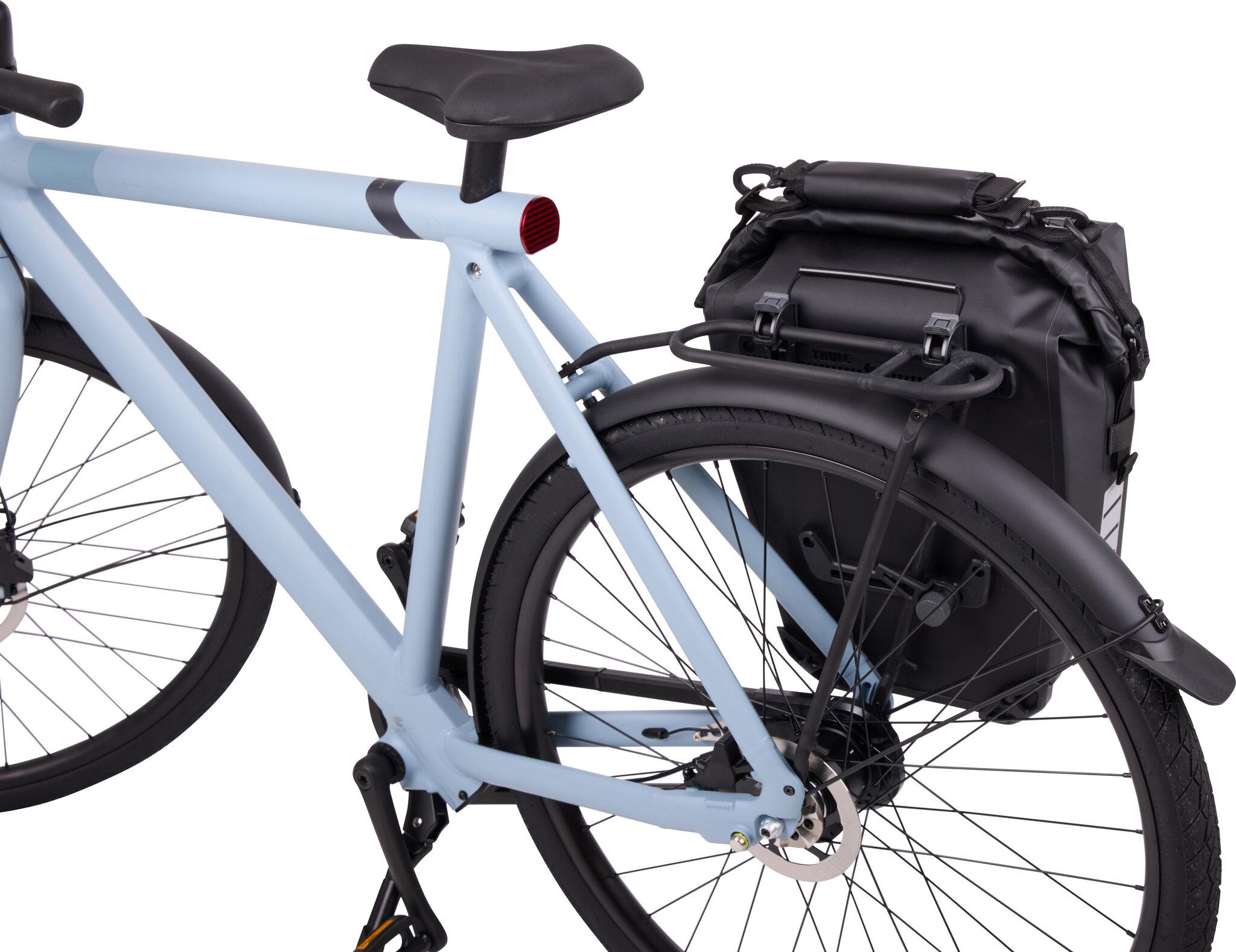 Product gallery image number 13 for product Shield Commuter Bike Pannier 22L