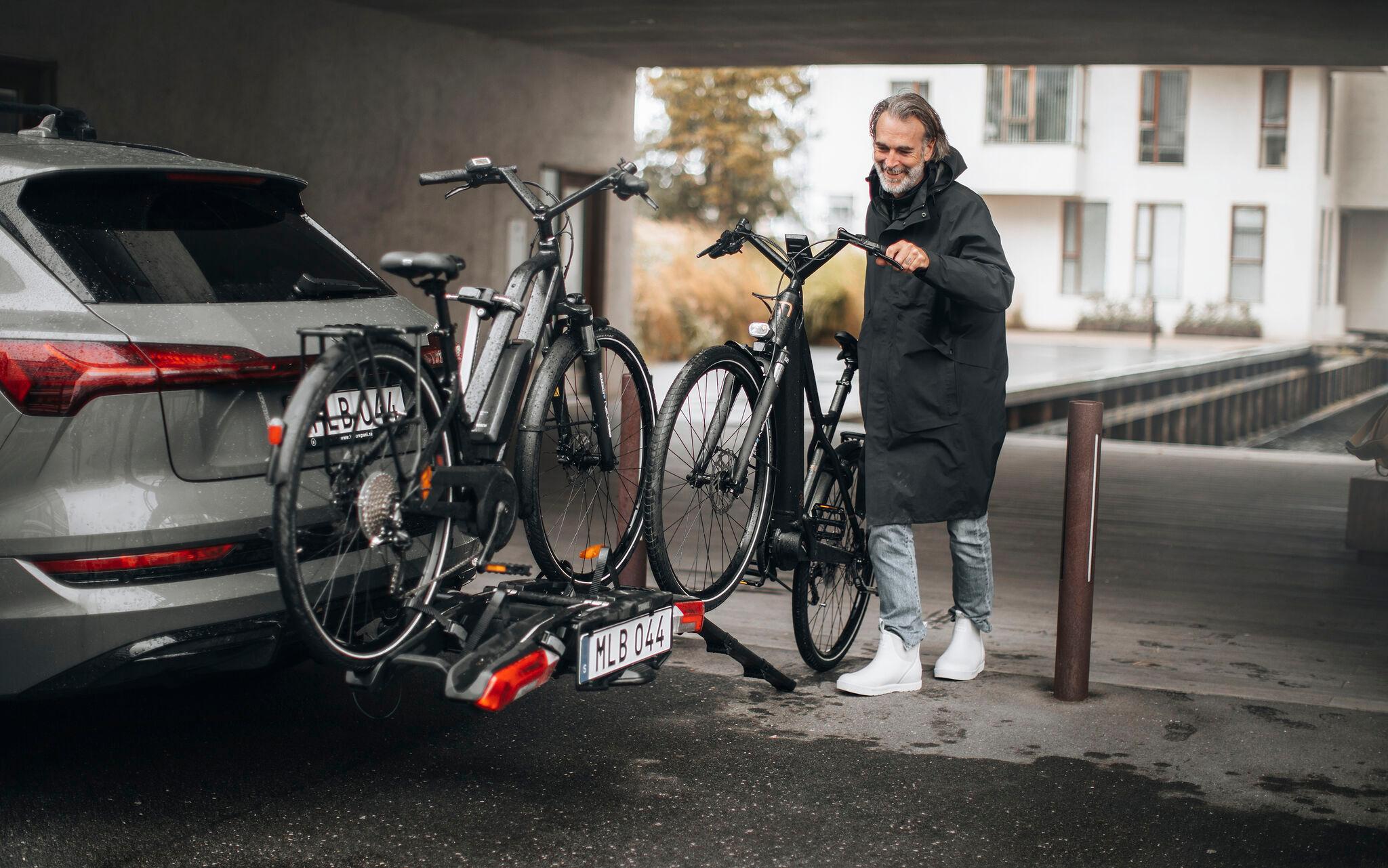 Product gallery image number 5 for product Epos 2-Bike Foldable Hitch Platform Bike Rack