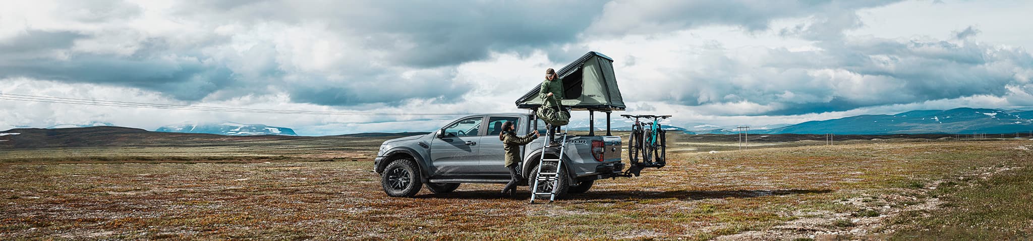 Product gallery image number 6 for product T2 Pro XTR 2 In 2-Bike Hitch Bike Rack