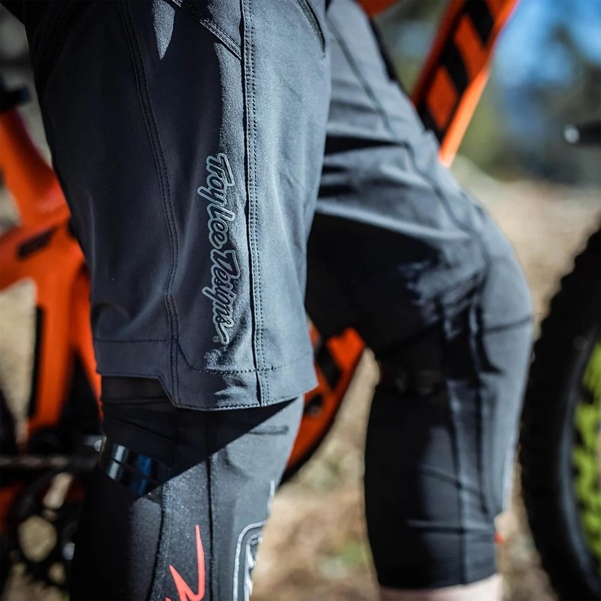 Product gallery image number 7 for product Lilium MTB Shorts with Liner - Women's