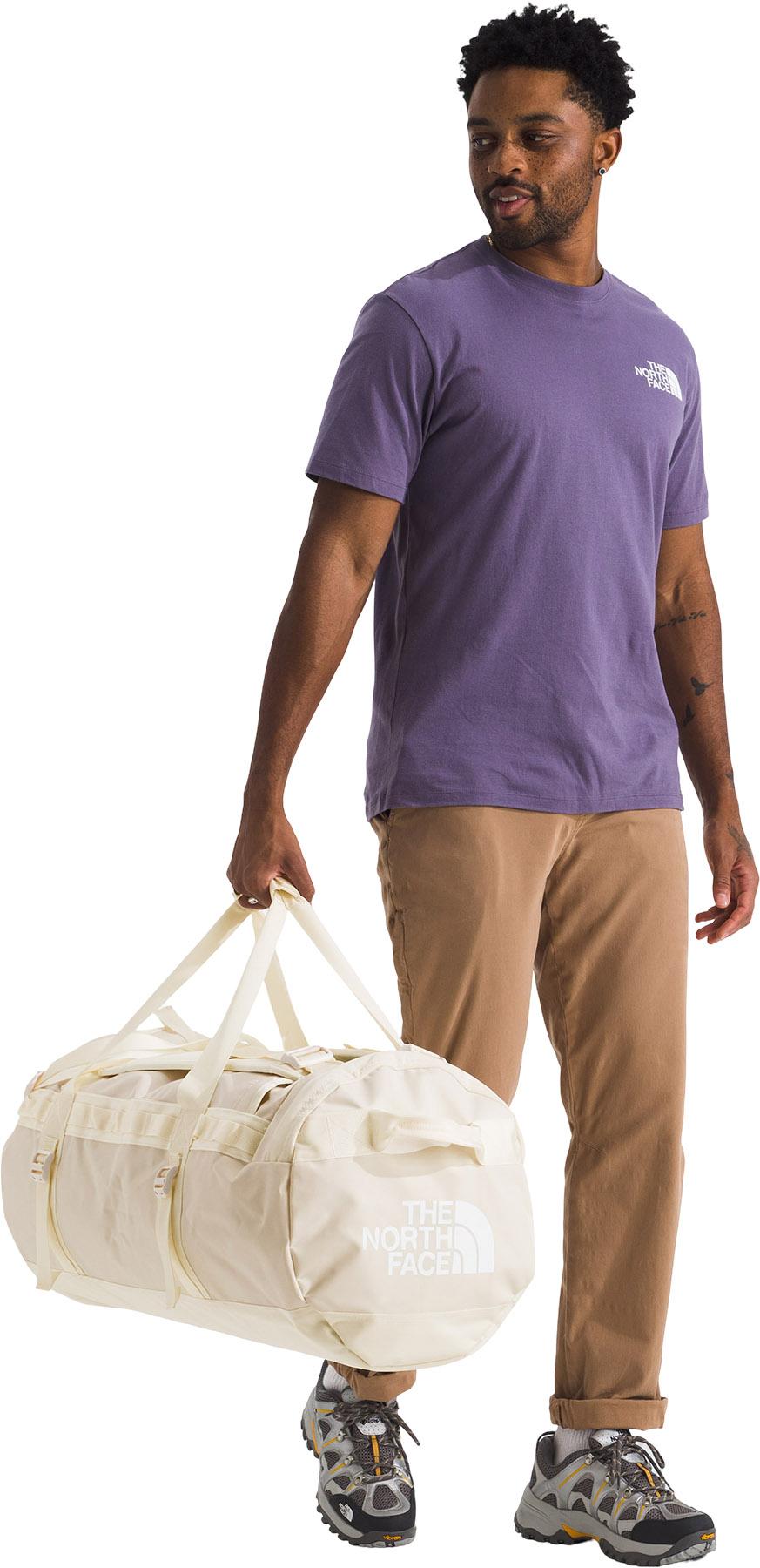 Numéro de l'image de la galerie de produits 2 pour le produit Sac de sport Base Camp 71L - M