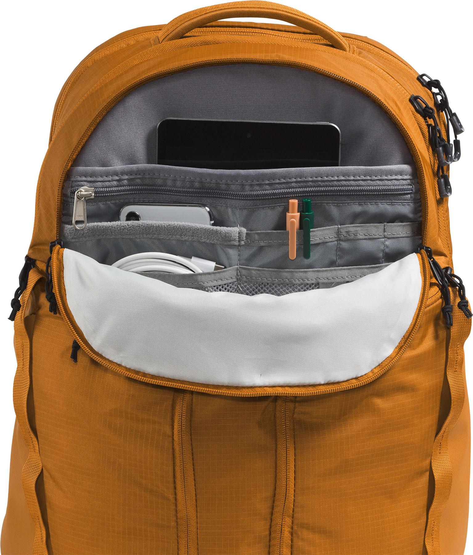 Product gallery image number 4 for product Surge Backpack 31L
