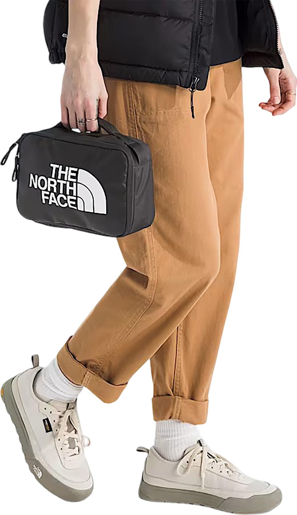 Product gallery image number 2 for product Trousse de toilette Base Camp Voyager 4L
