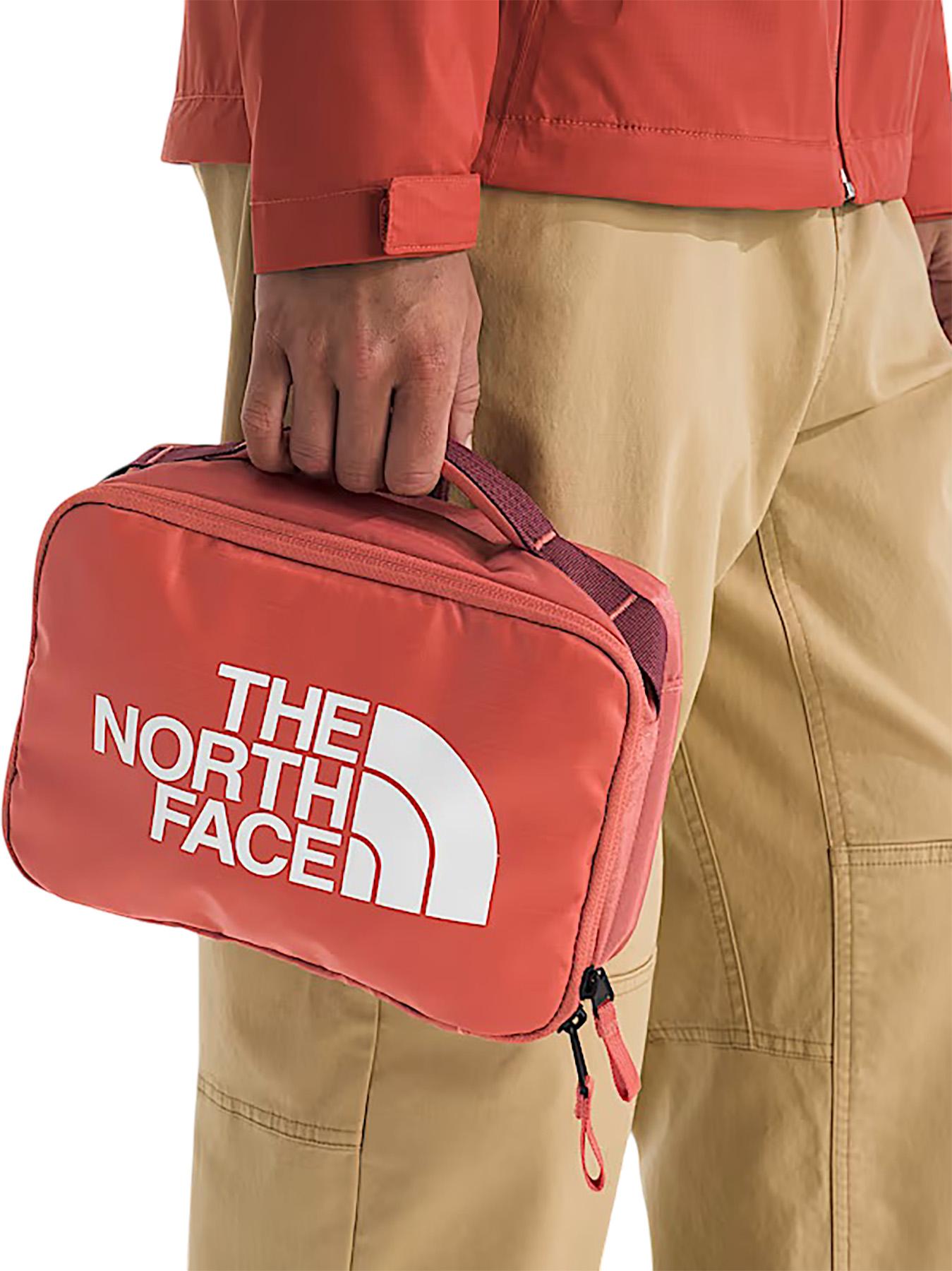 Product gallery image number 3 for product Trousse de toilette Base Camp Voyager 4L