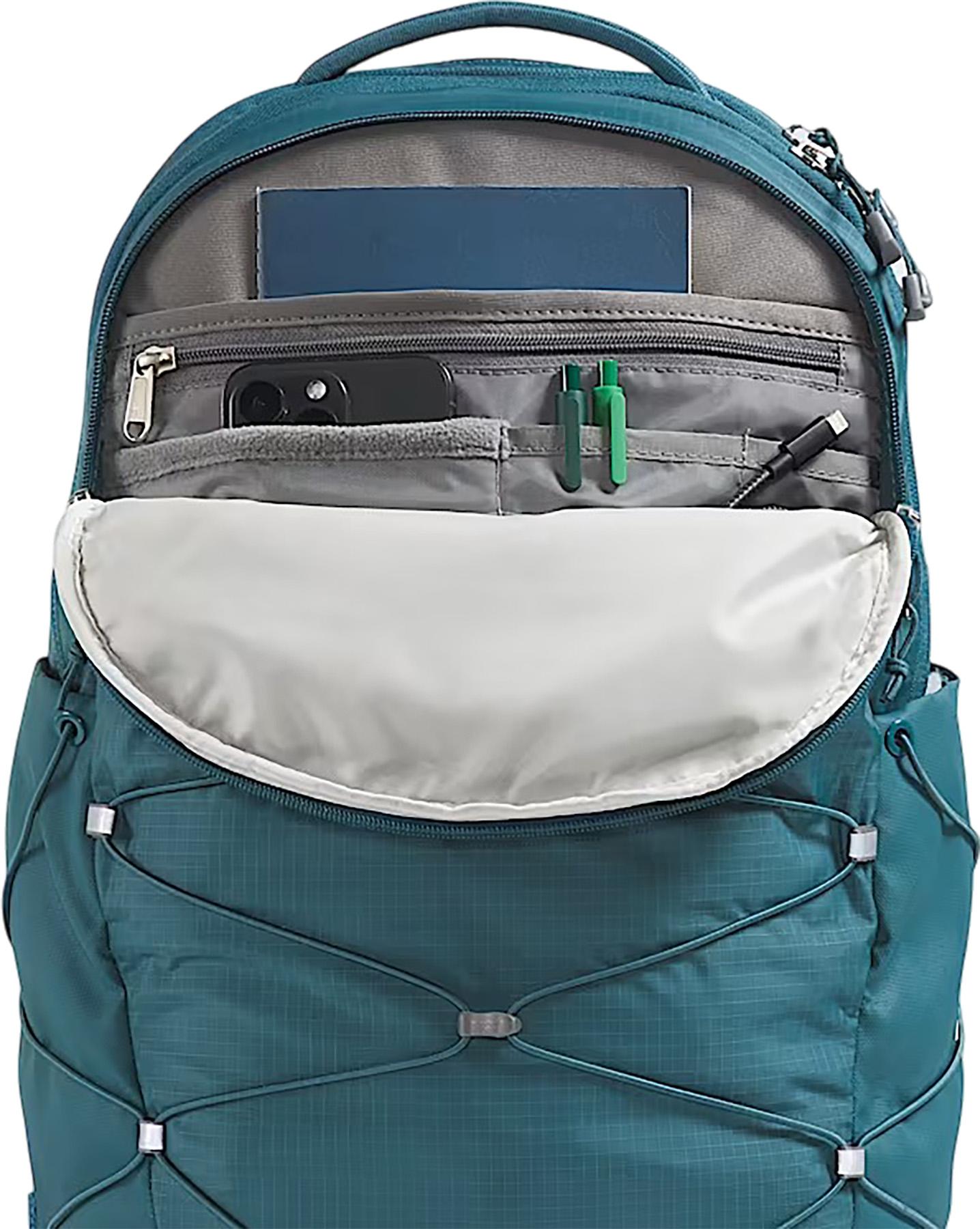 Product gallery image number 3 for product Borealis Luxe Backpack 27L - Women’s