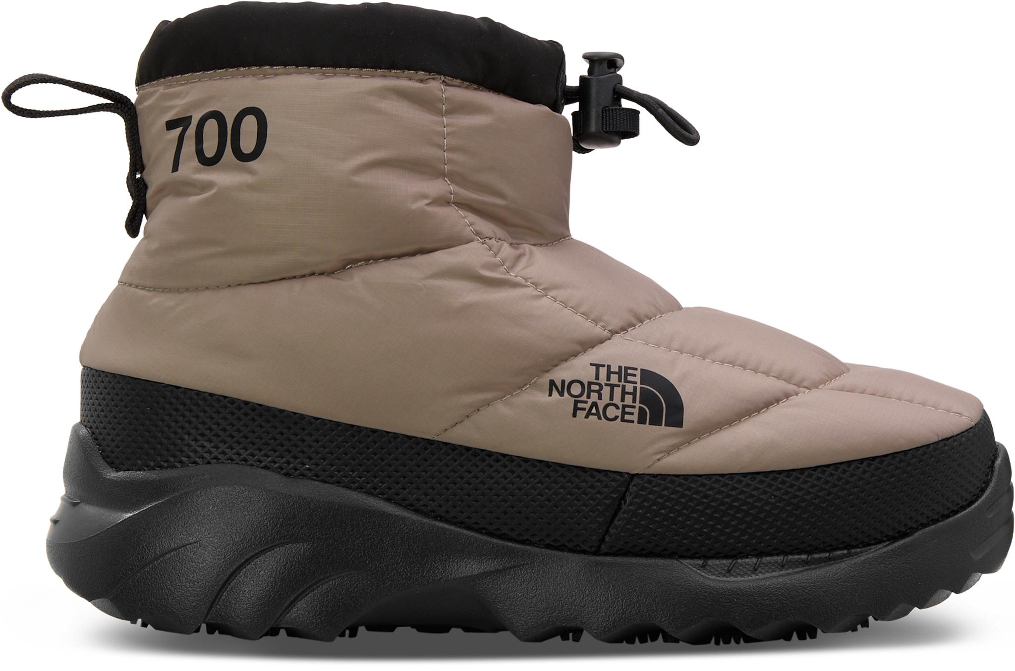 Product gallery image number 1 for product Nuptse Traction Chukka Boots - Unisex
