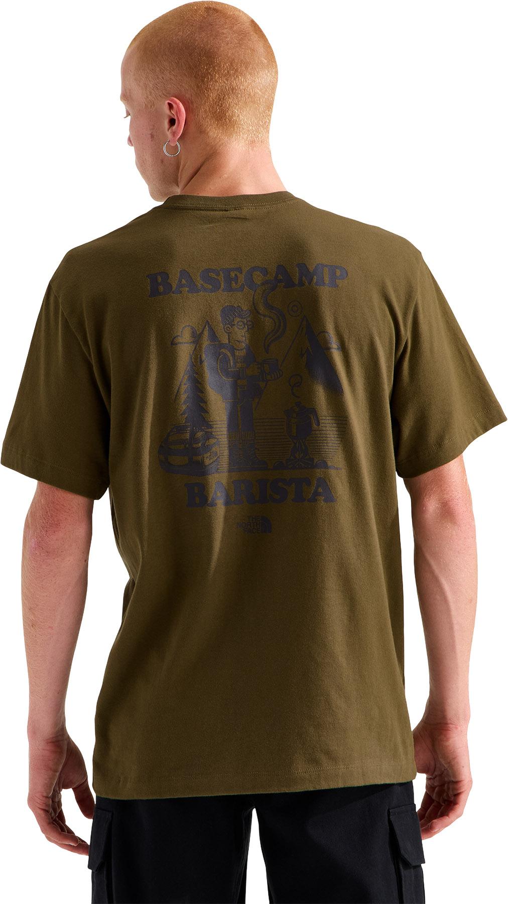 Numéro de l'image de la galerie de produits 2 pour le produit T-shirt graphique à manches courtes coupe décontractée Basecamp Barista - Unisexe