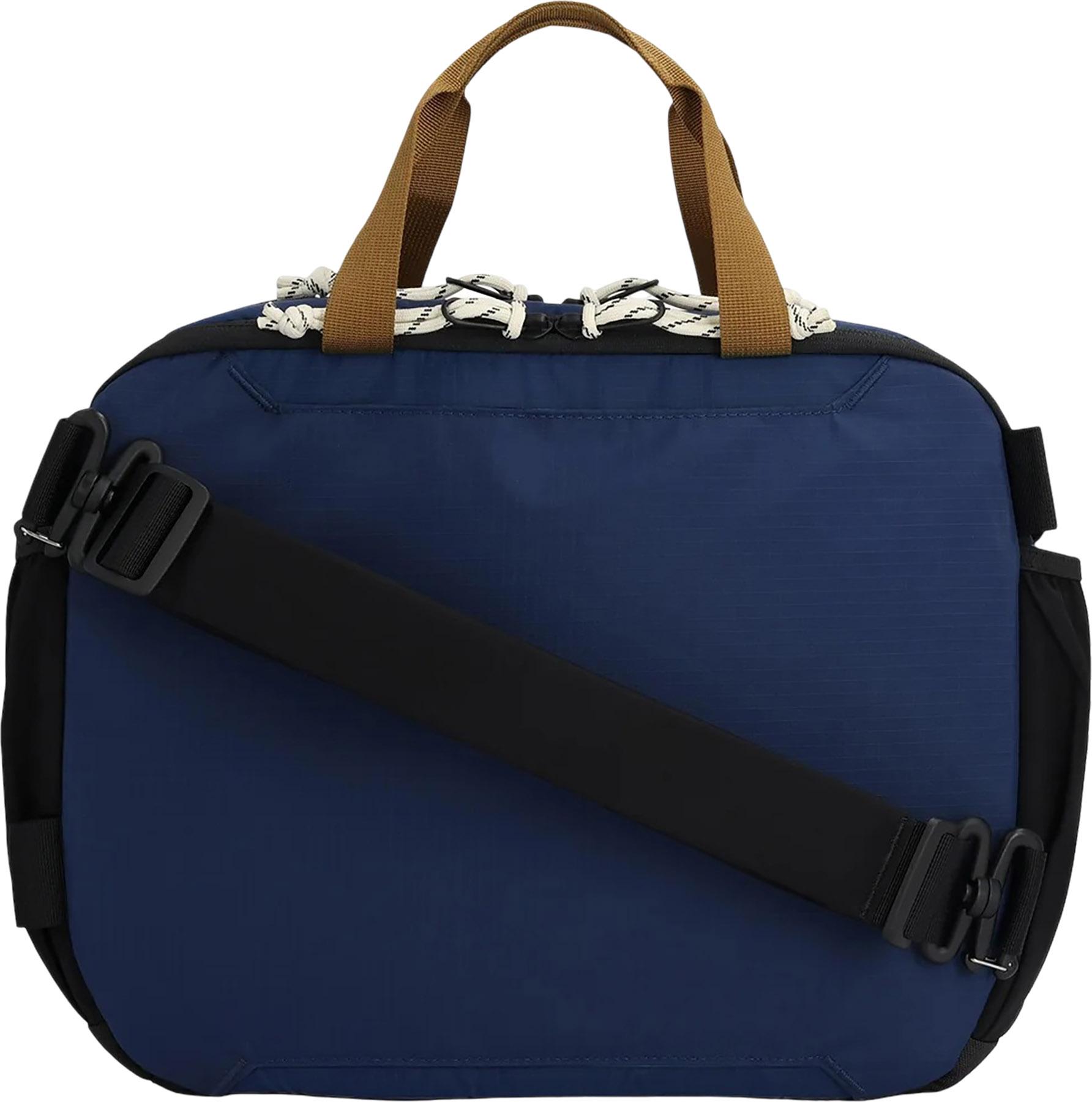 Product gallery image number 3 for product Mountain Cross Bag 17L