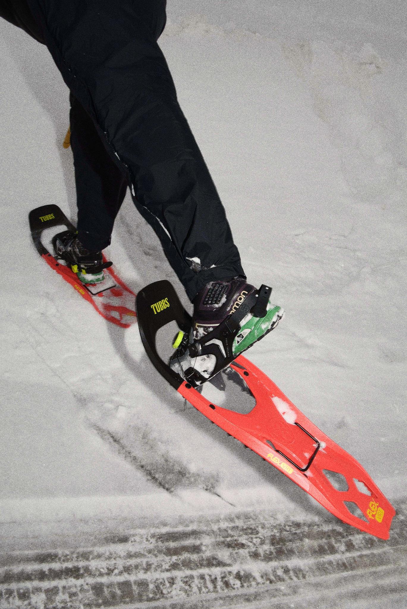 Product gallery image number 8 for product Flex VRT 25 In Snowshoes - Women's