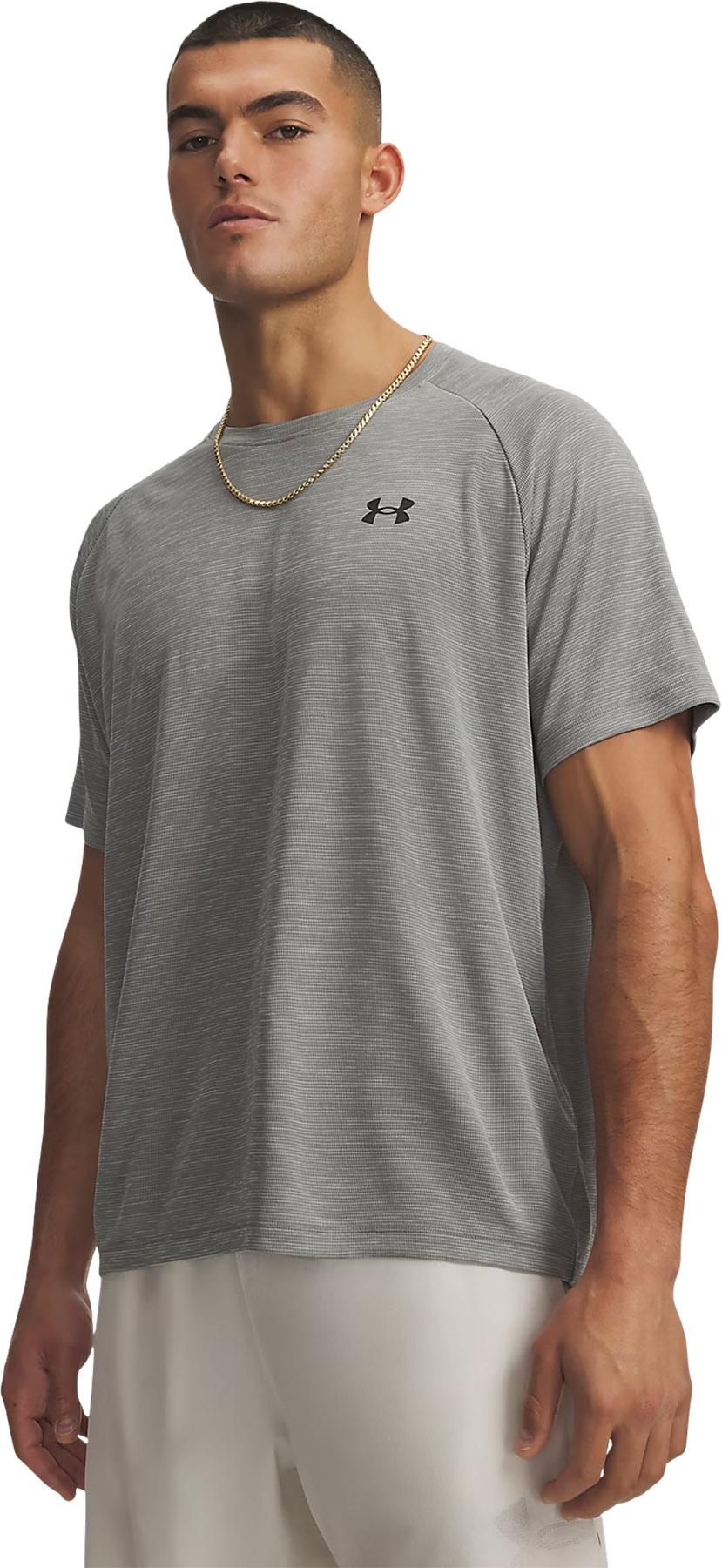 Image de produit pour T-shirt texturé à manches courtes UA Tech - Homme