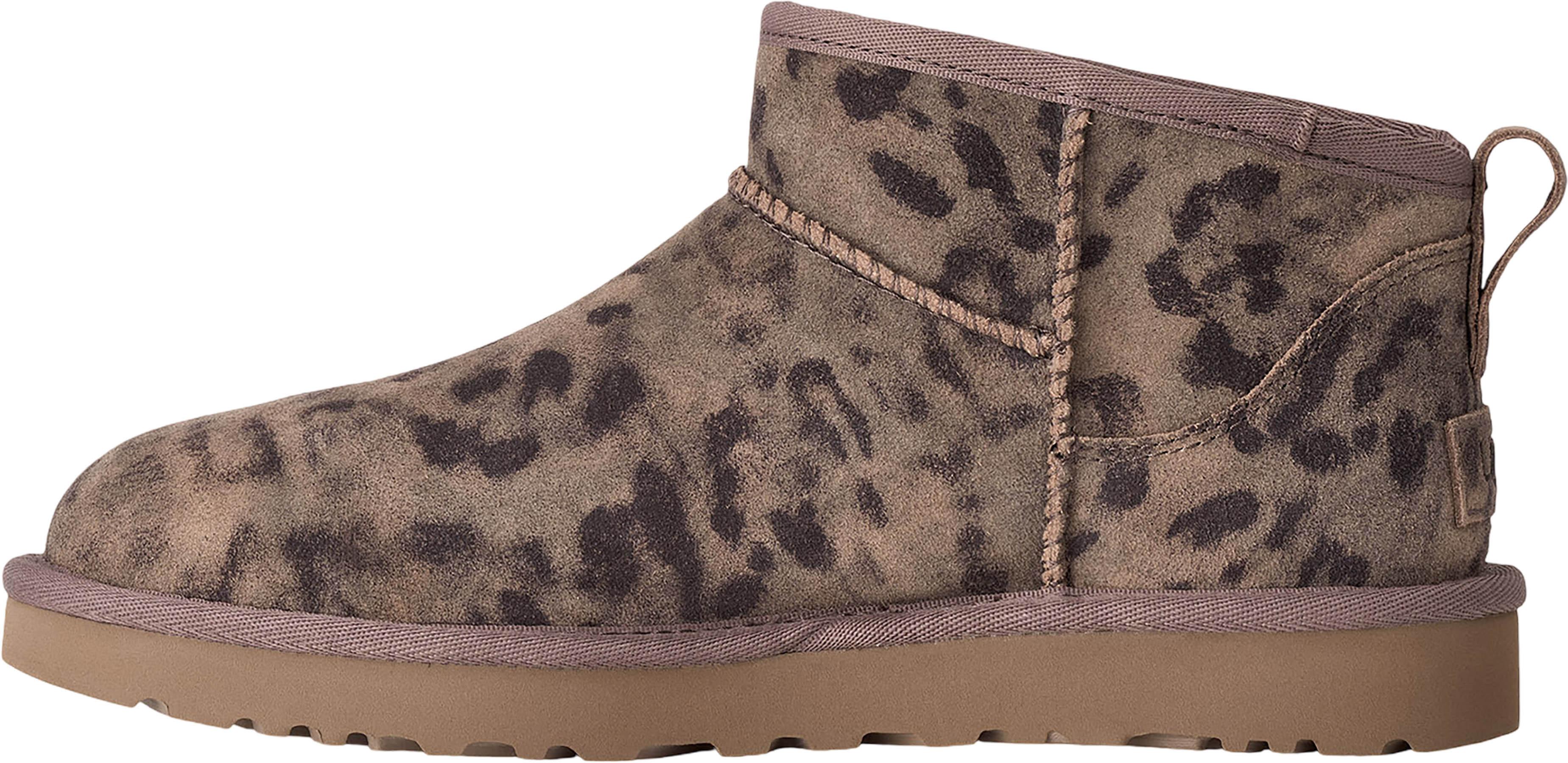 Numéro de l'image de la galerie de produits 6 pour le produit Bottes Classic Ultra Mini Spotted - Femme
