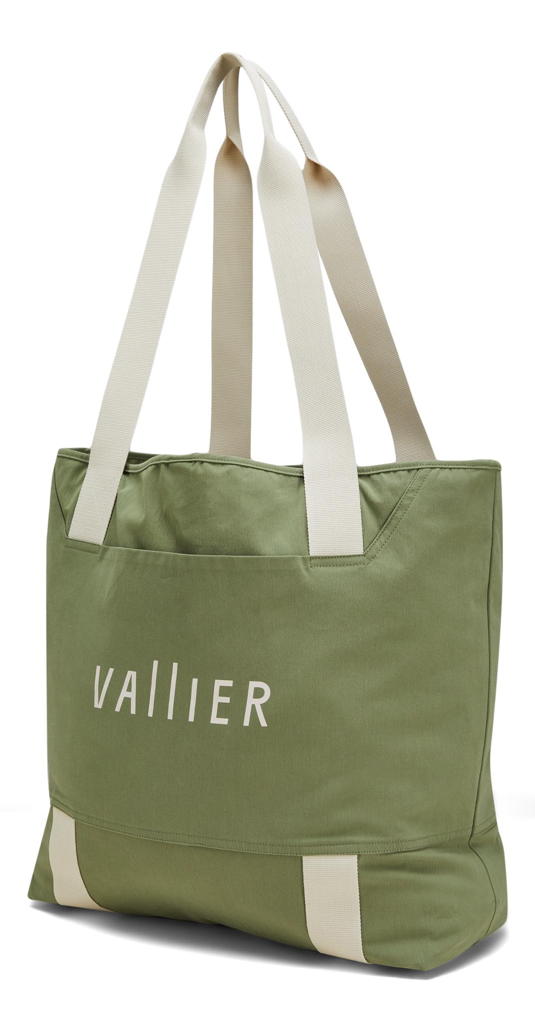Product gallery image number 1 for product Todds Tote Bag 20L