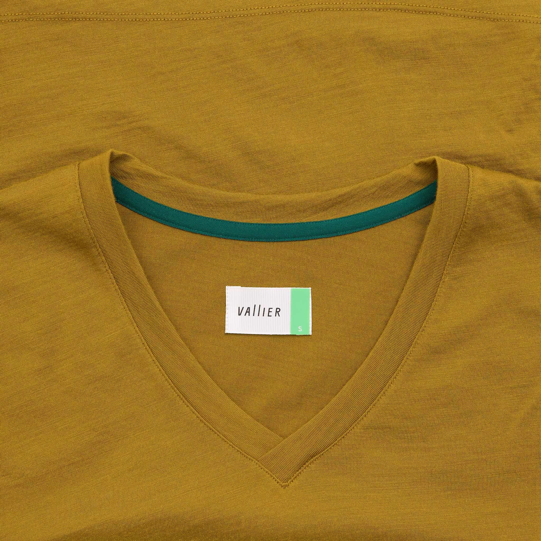 Product gallery image number 4 for product Aliados Cropped Relaxed Fit Merino V-neck T-shirt - Women's