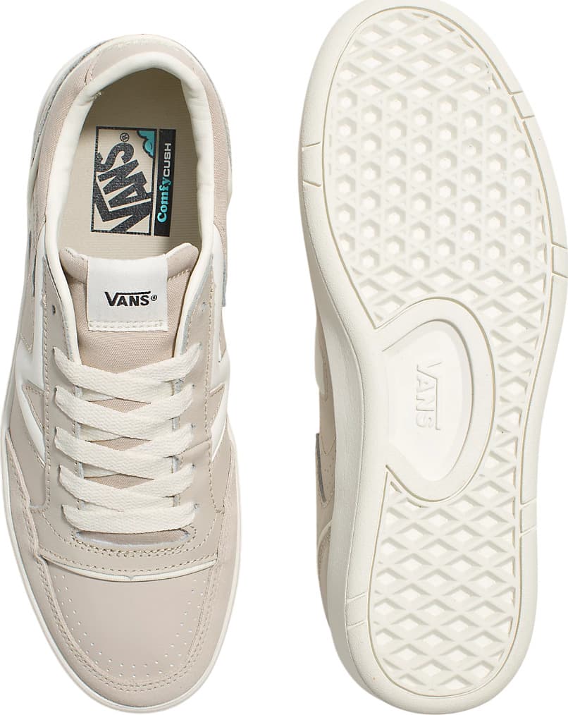 Numéro de l'image de la galerie de produits 2 pour le produit Souliers Lowland ComfyCush JMP R - Unisexe