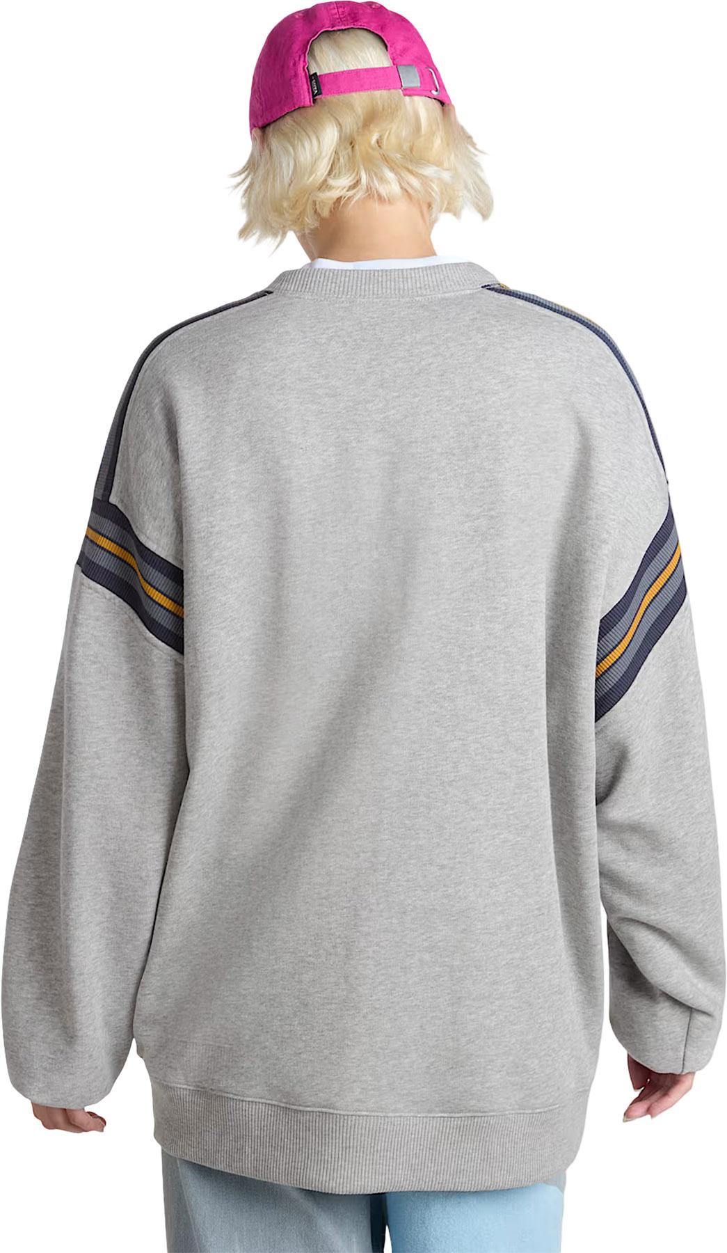 Numéro de l'image de la galerie de produits 3 pour le produit Chandail en molleton à col rond Stadium - Femme
