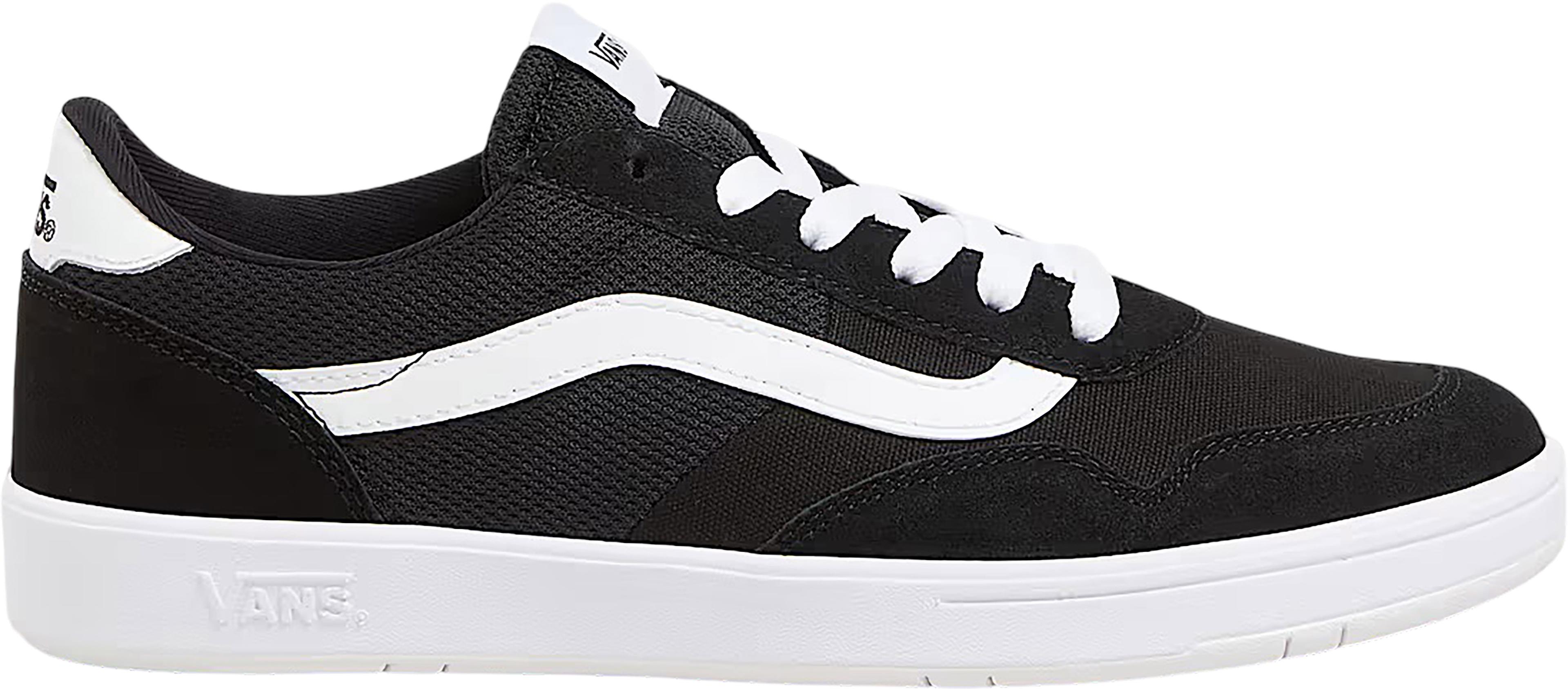 Staple Black - True White