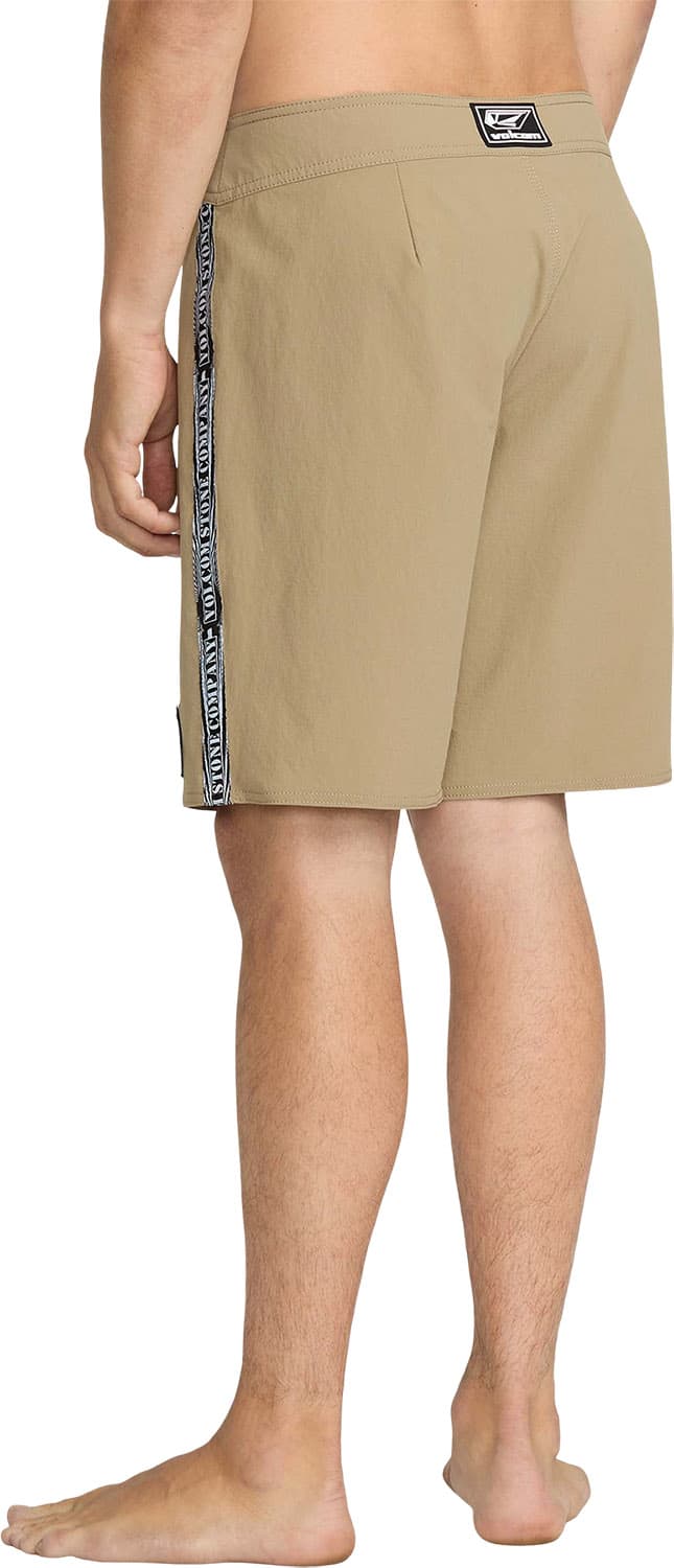 Product gallery image number 3 for product Short de bain Command Mod-Tech 18 po - Homme
