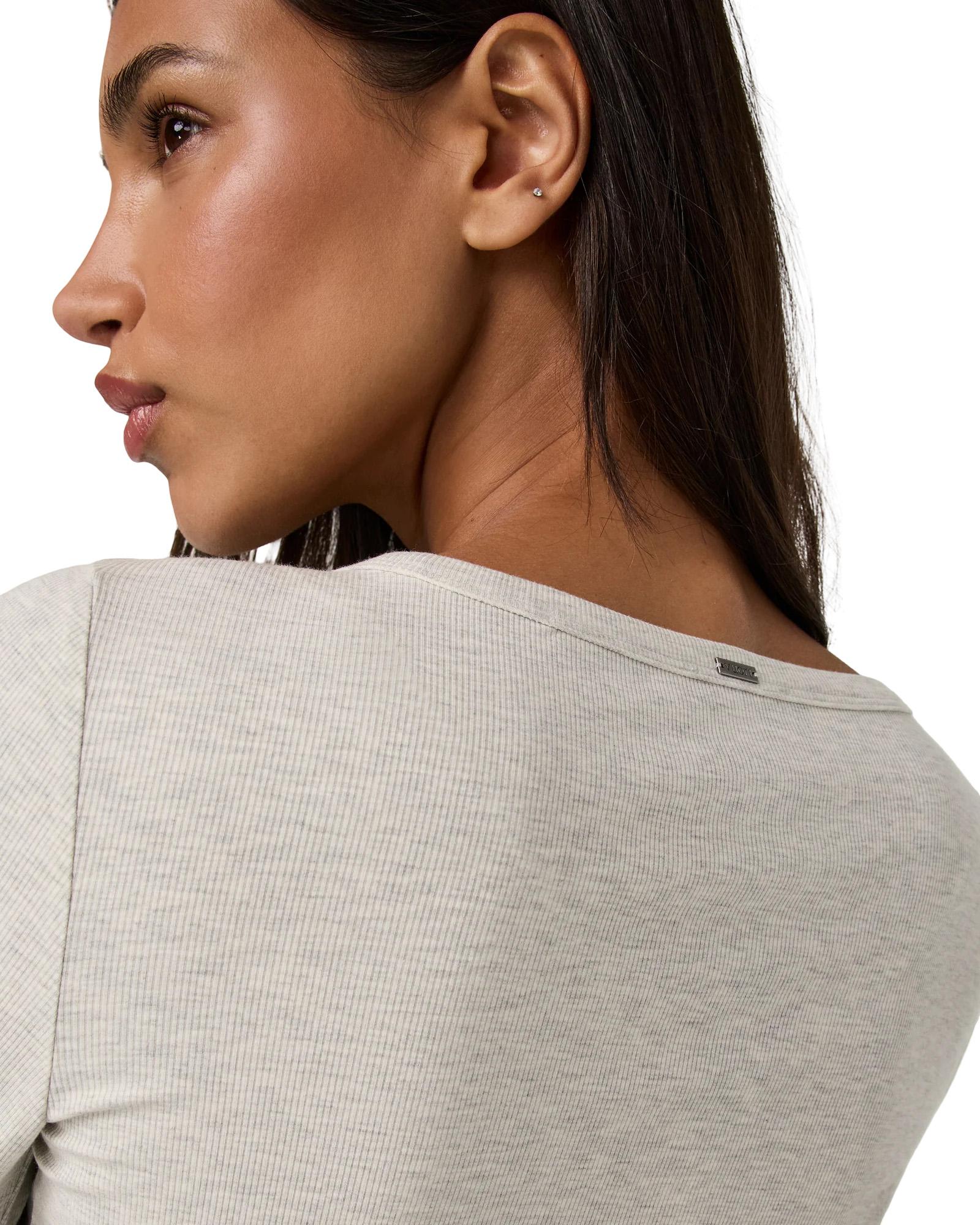 Numéro de l'image de la galerie de produits 3 pour le produit Haut à manches longues et col rond Pose - Femme