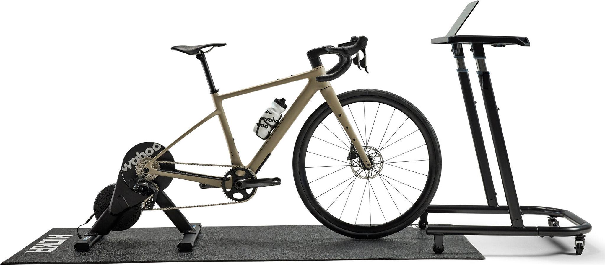 Product gallery image number 12 for product Entraîneur de vélo d’intérieur intelligent avec cassette 11 vitesses Kickr Core 2