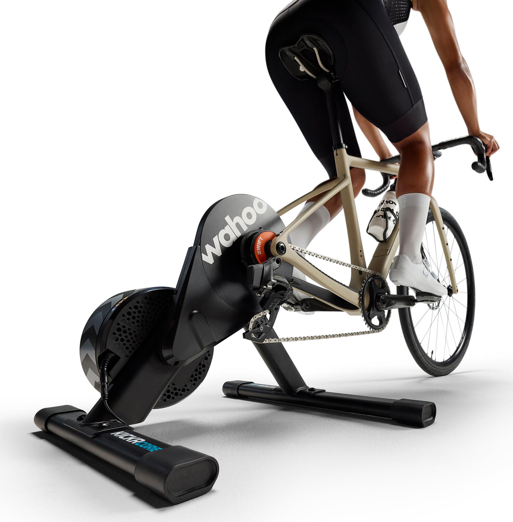 Product gallery image number 2 for product Entraîneur de vélo d’intérieur intelligent avec cassette 11 vitesses Kickr Core 2