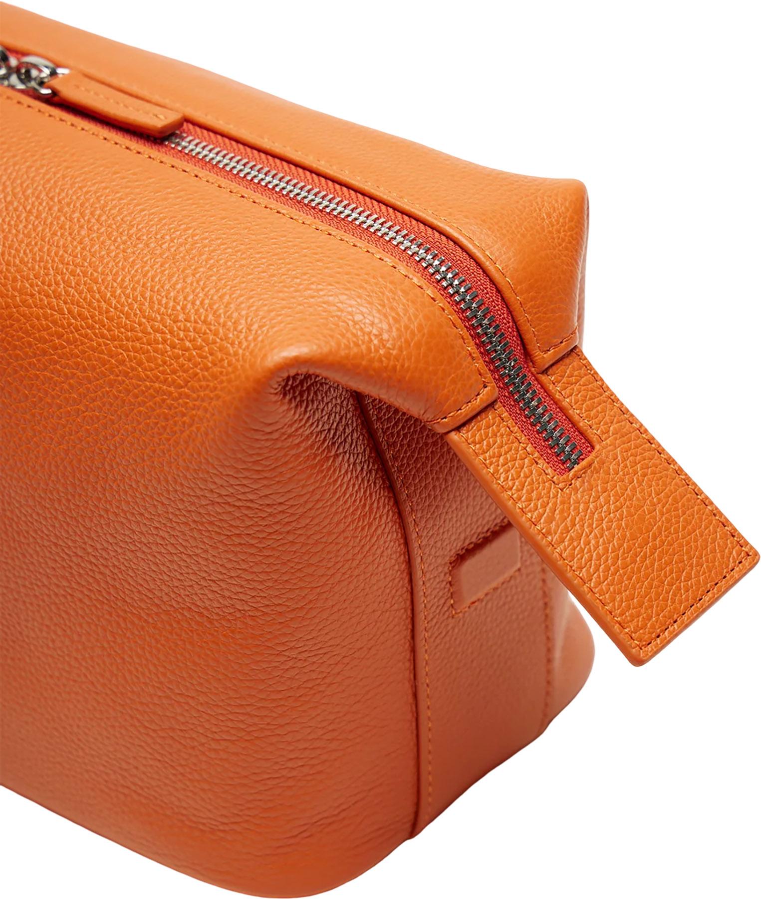 Numéro de l'image de la galerie de produits 2 pour le produit Trousse de toilette en cuir grainé Kenyatta - Homme