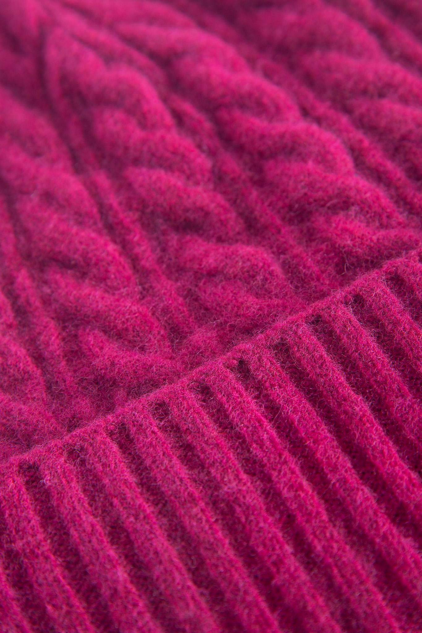 Product gallery image number 4 for product Luca lambswool cable beanie - Men's