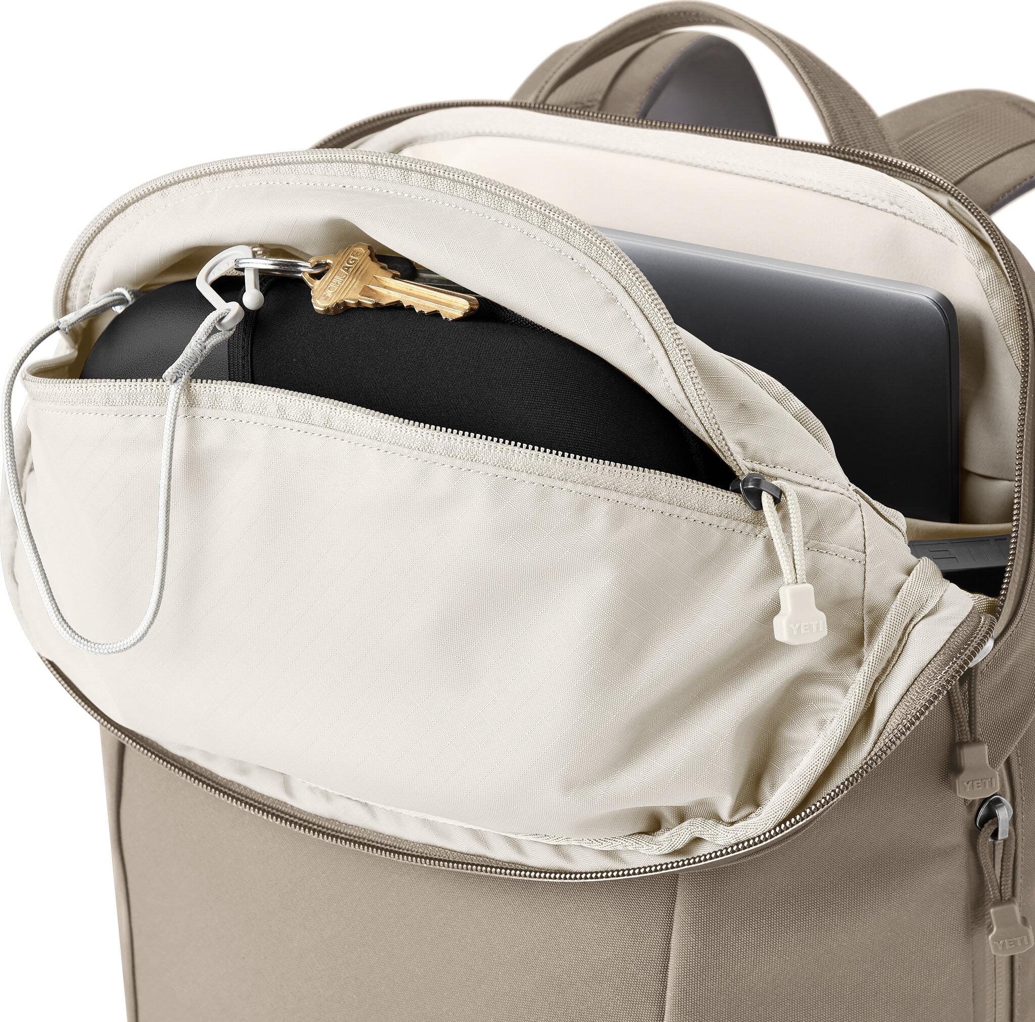 Product gallery image number 3 for product Crossroads Backpack 22L