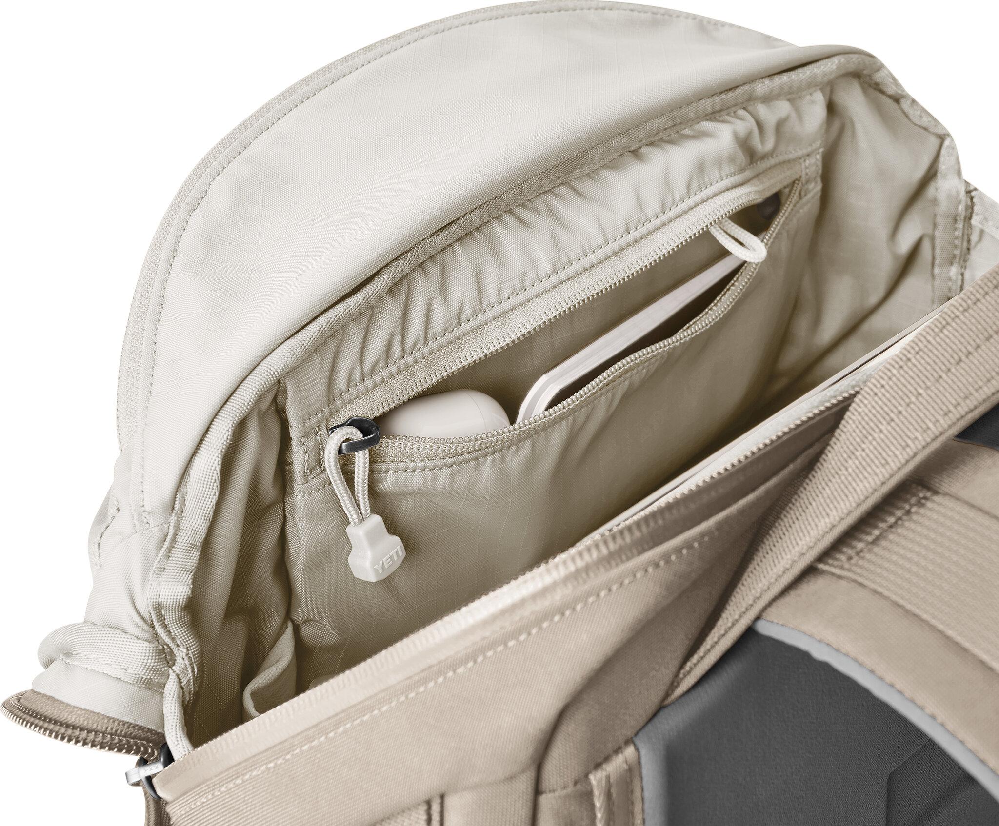 Product gallery image number 5 for product Crossroads Backpack 22L