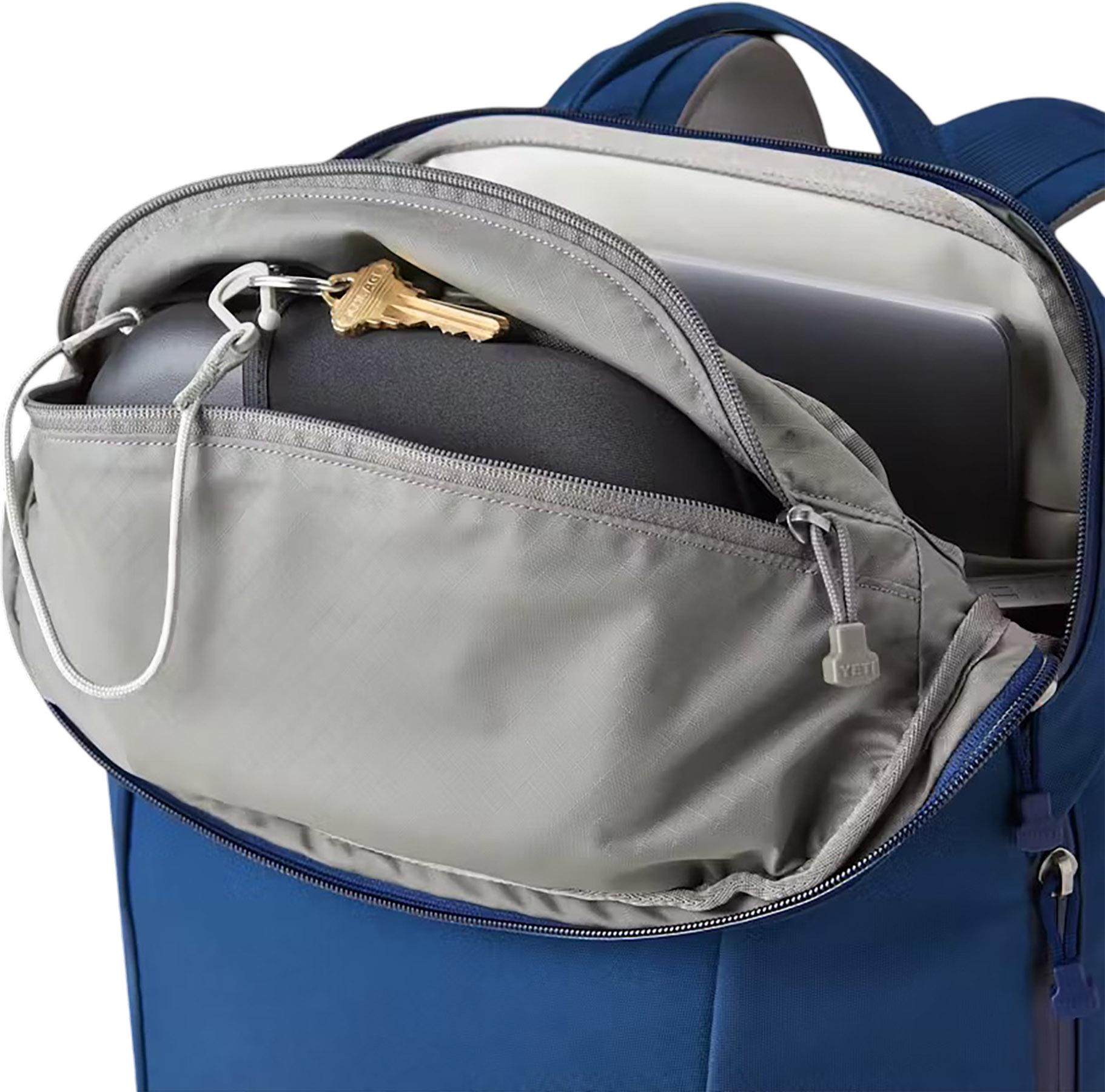 Product gallery image number 4 for product Crossroads Backpack 22L