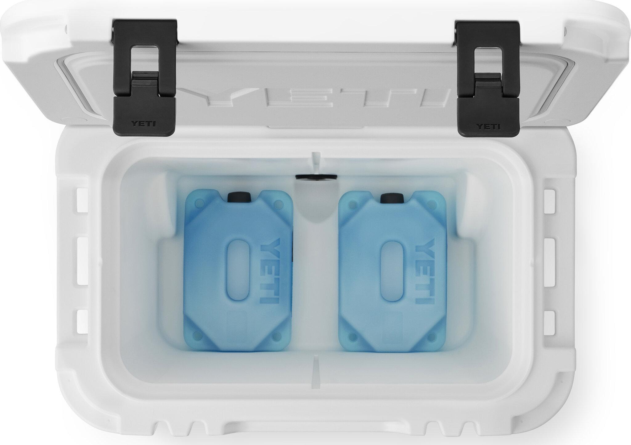 Product gallery image number 4 for product Roadie 32 Wheeled Cooler