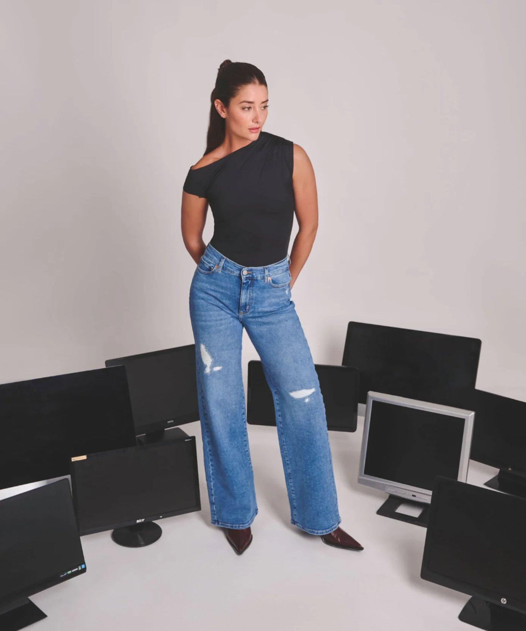 Product gallery image number 2 for product Lily Wide Leg Jeans - Women's