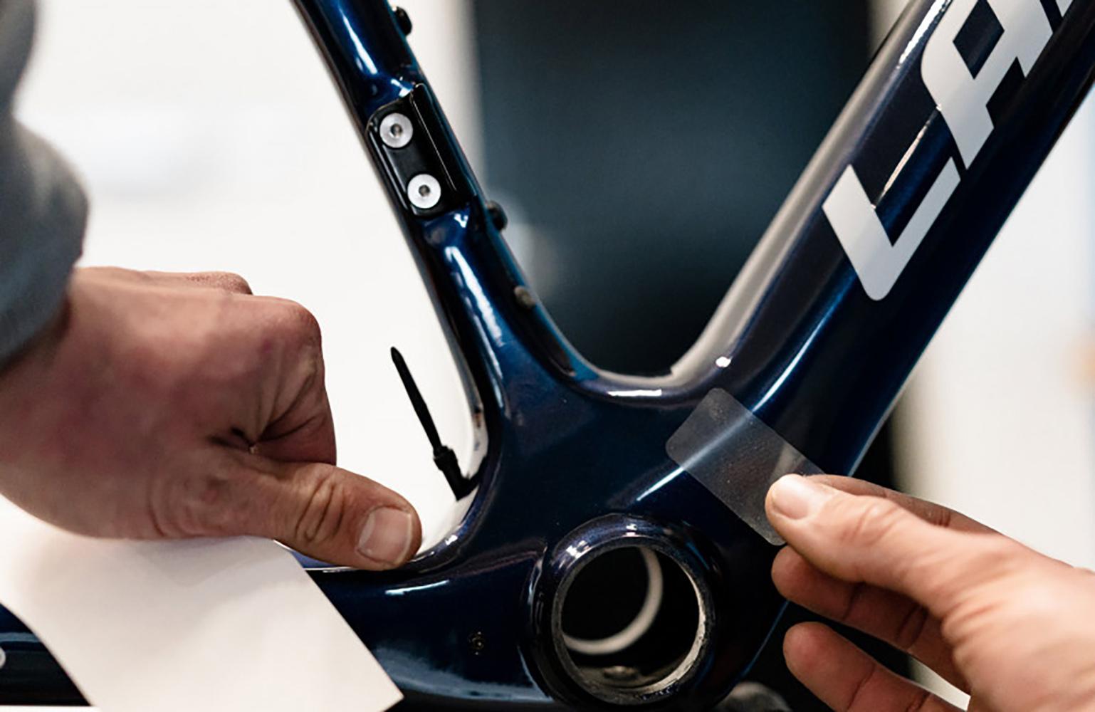 Product gallery image number 4 for product Skin Armor Frame Protection 