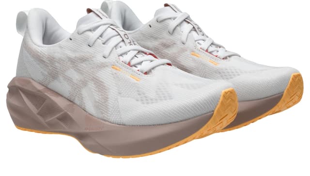 ASICS Novablast 5 Running Shoes [Wide] - Women's | Altitude Sports
