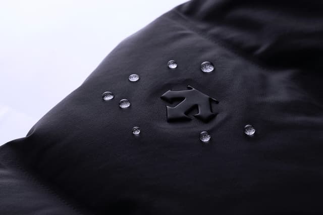 aln-dammgk32u_black_7.jpg?w=