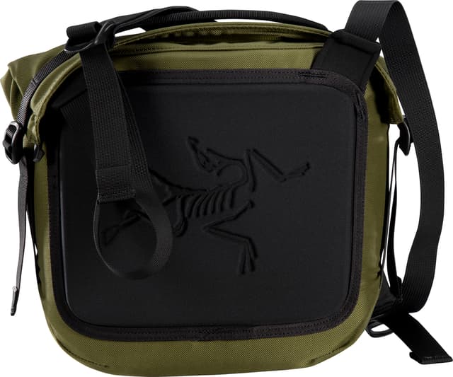 Arc'teryx Arro 8 Shoulder Bag | The Last Hunt