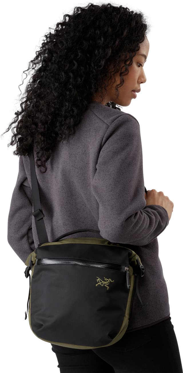 Arc'teryx Arro 8 Shoulder Bag | The Last Hunt