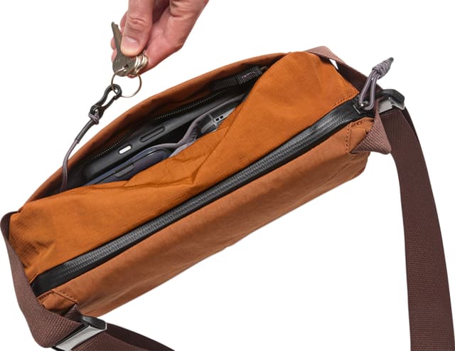 Bellroy Venture Sling Bag 6L | Altitude Sports
