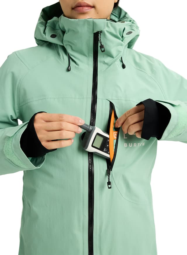 Burton [ak] 2L Altitude Jacket - Women's | Altitude Sports