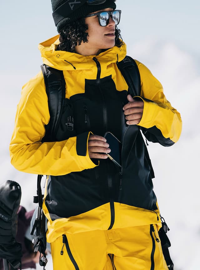 Burton [ak] Tuvak GORE-TEX C-Knit 3L Jacket - Women's | Altitude