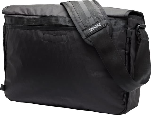 Chrome Midtown Messenger Bag 20L | Altitude Sports