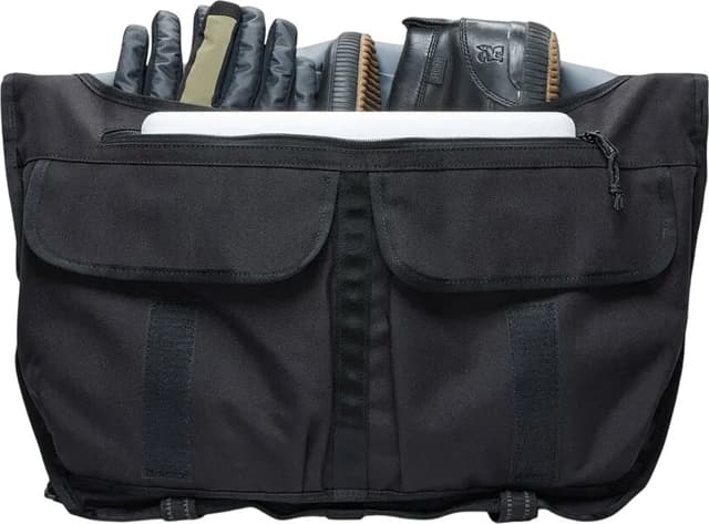Chrome Citizen Messenger Bag 24L | The Last Hunt