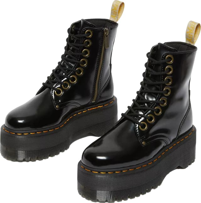 世界を買える 海外ブランド Dr. Martens Vegan Jadon Max Platform Boots - Women's | The 靴