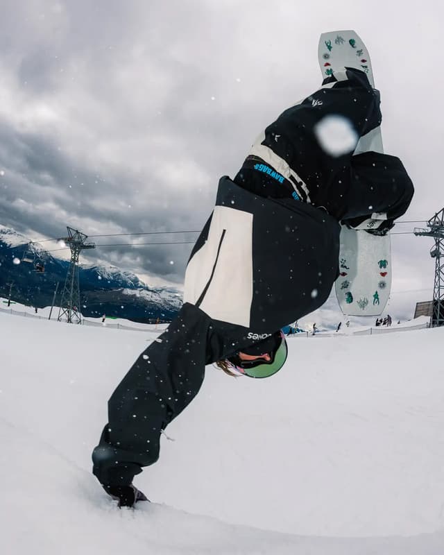 Jones Snowboards MTN Surf Tweaker Recycled Jacket - Unisex