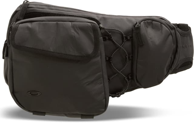 l*8様 BLACK OAKLEY LATITUDE SLING PACK BA Oakley Latitude Sling Pack in Black | Lyst