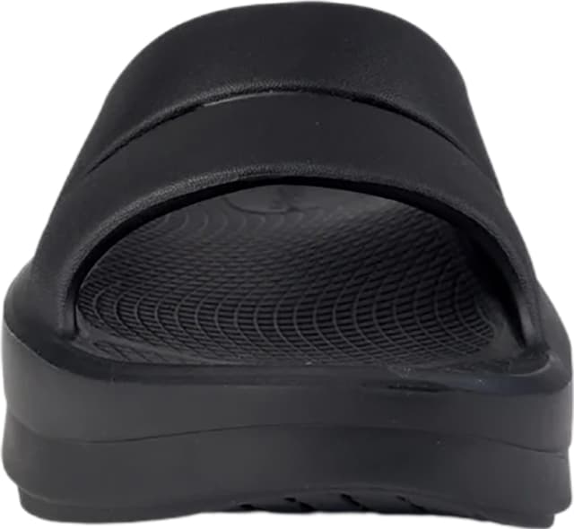 OOFOS OOmega OOahh Sandals - Women's | Altitude Sports