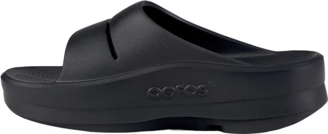 OOFOS OOmega OOahh Sandals - Women's | Altitude Sports