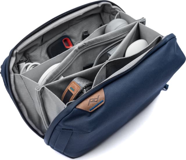 Peak Design Tech Pouch | The Last Hunt